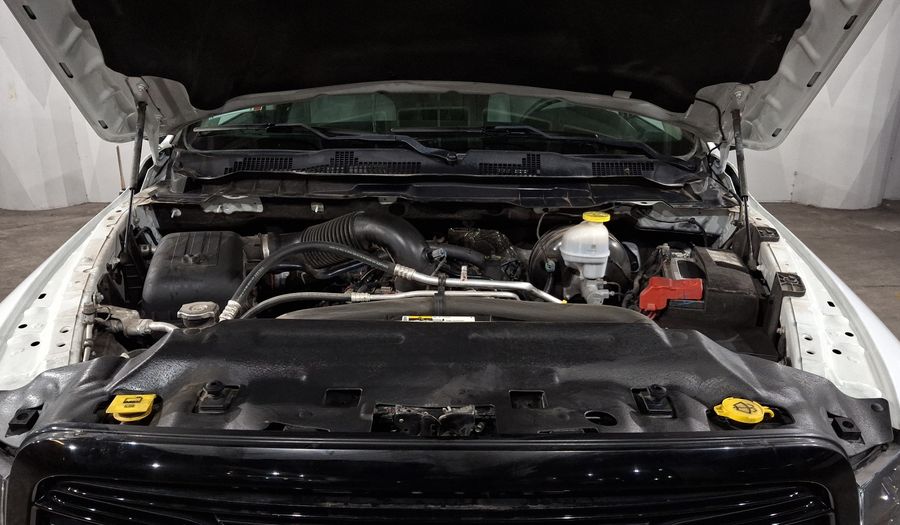 Ram 1500 5.7 HEMI SPORT CREW CAB 4X4 V8 8AT Pickup 2022