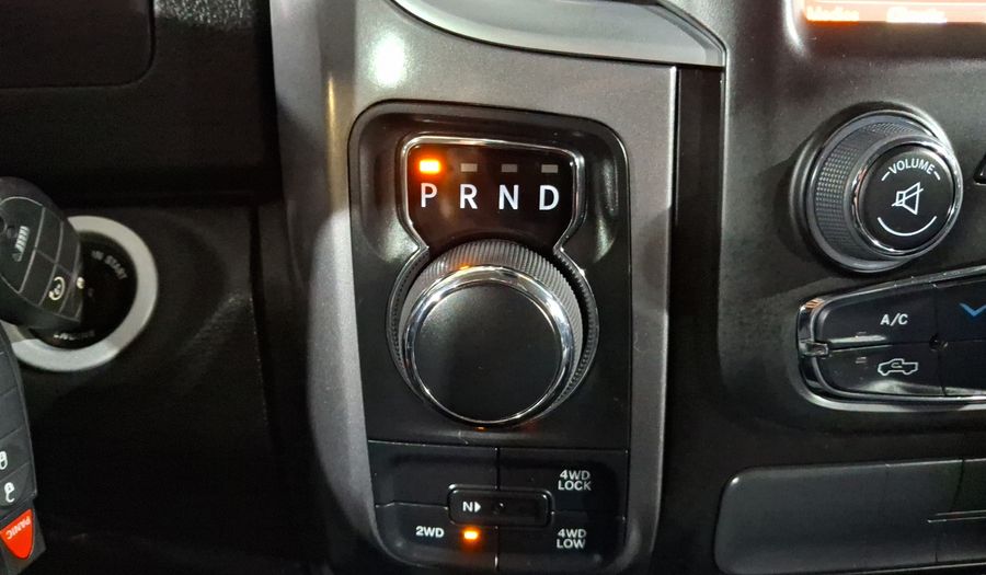 Ram 1500 5.7 HEMI SPORT CREW CAB 4X4 V8 8AT Pickup 2022