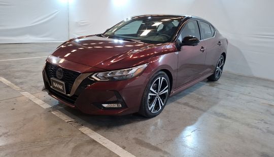 Nissan • Sentra
