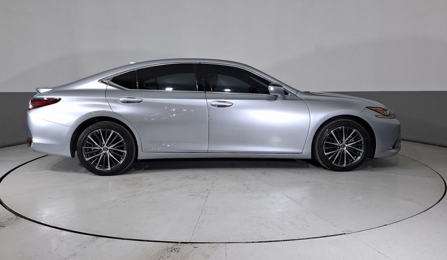 Lexus Es 2.5 HEV 300H CVT Sedan 2022