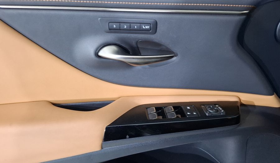 Lexus Es 2.5 HEV 300H CVT Sedan 2022