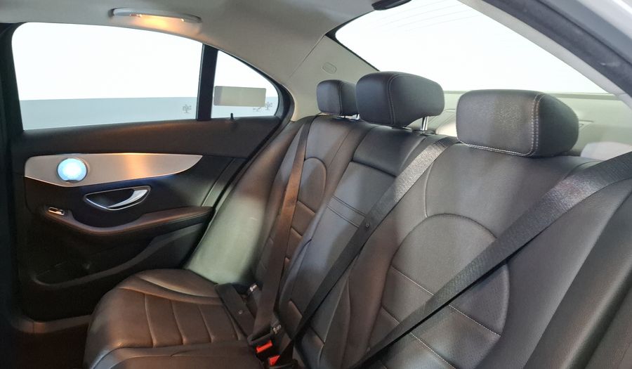 Mercedes Benz Clase C 2.0 200 SPORT AUTO Sedan 2018