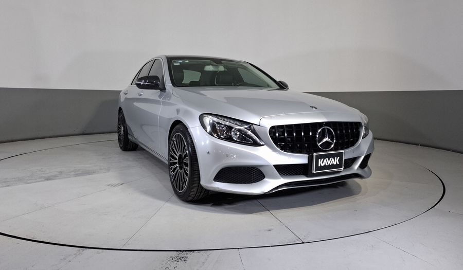 Mercedes Benz Clase C 2.0 200 SPORT AUTO Sedan 2018