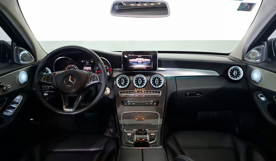 Mercedes Benz Clase C 2.0 200 SPORT AUTO Sedan 2018
