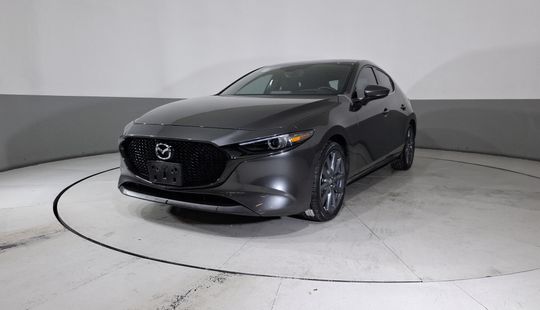 Mazda • Mazda 3