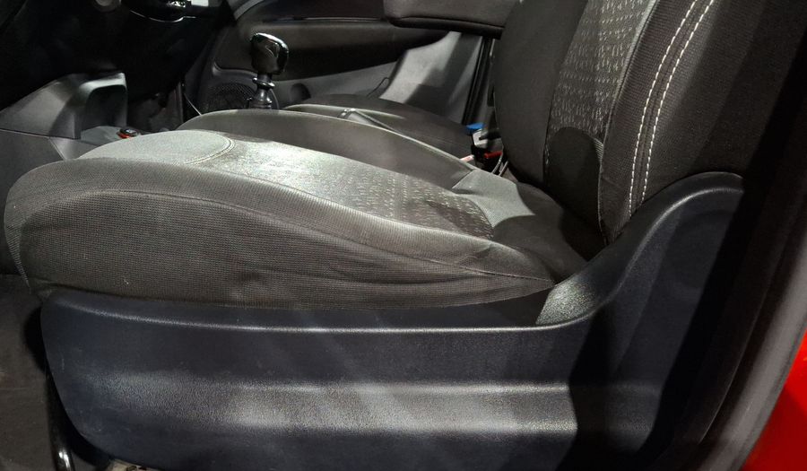 Fiat Uno 1.4 ATTRACTIVE Hatchback 2016