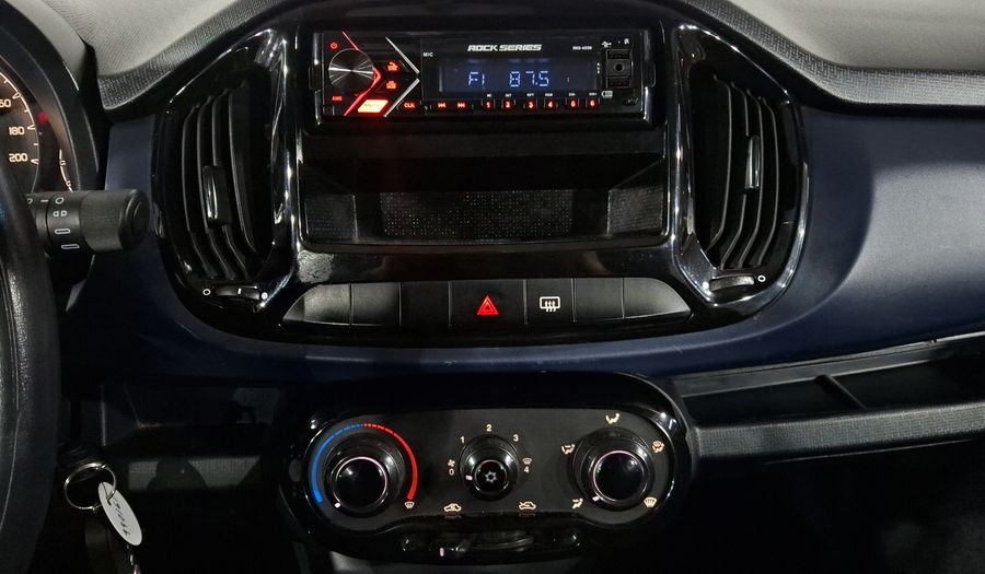 Fiat Uno 1.4 ATTRACTIVE Hatchback 2016