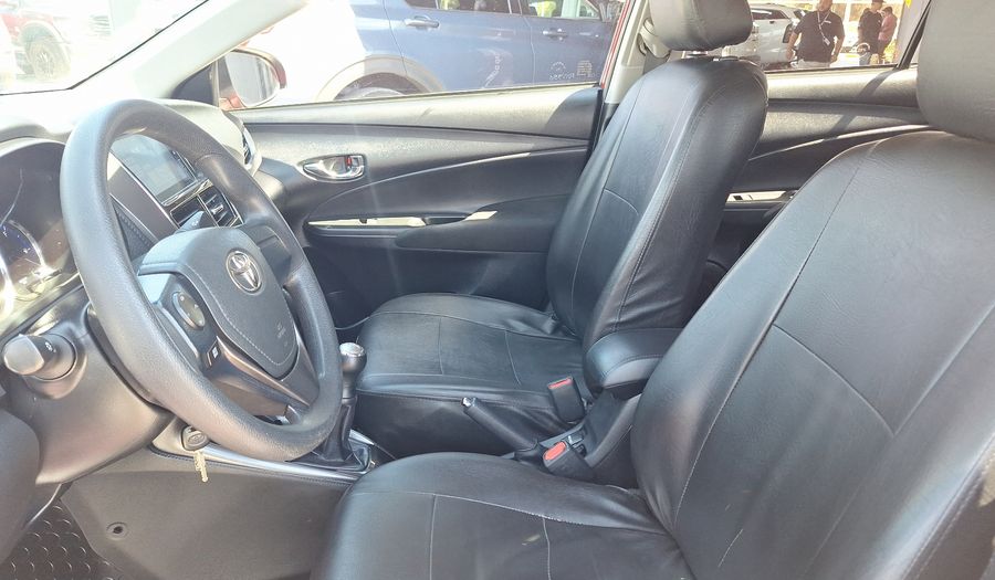 Toyota Yaris 1.5 XLI Sedan 2022