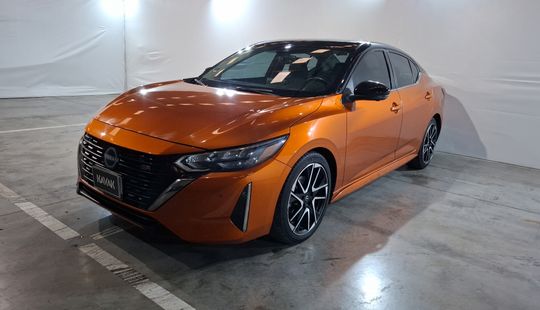 Nissan • Sentra