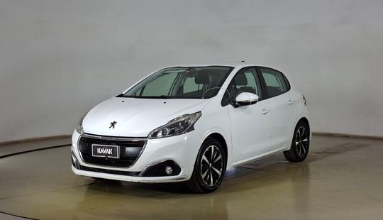 Peugeot • 208