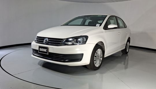 Volkswagen • Vento