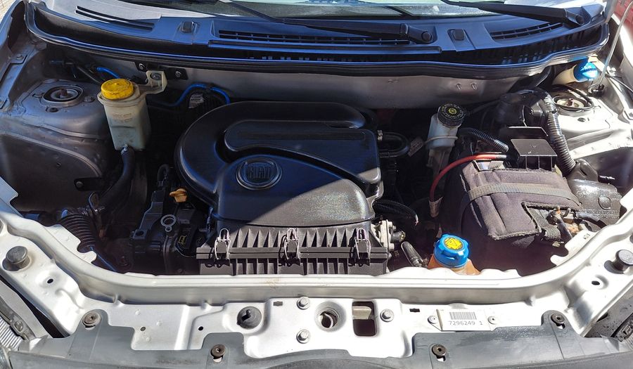 Fiat Uno 1.4 8V WAY 5P Hatchback 2014