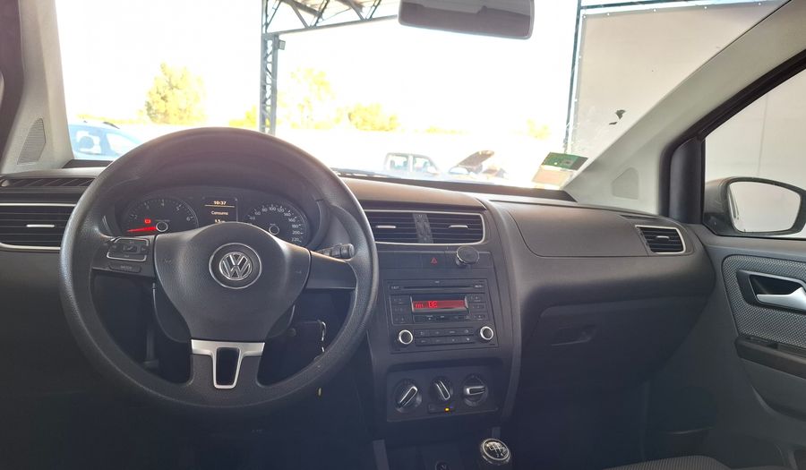 Volkswagen Fox 1.6 COMFORTLINE Hatchback 2012