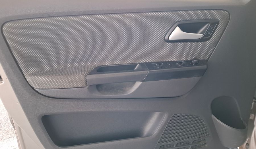 Volkswagen Fox 1.6 COMFORTLINE Hatchback 2012