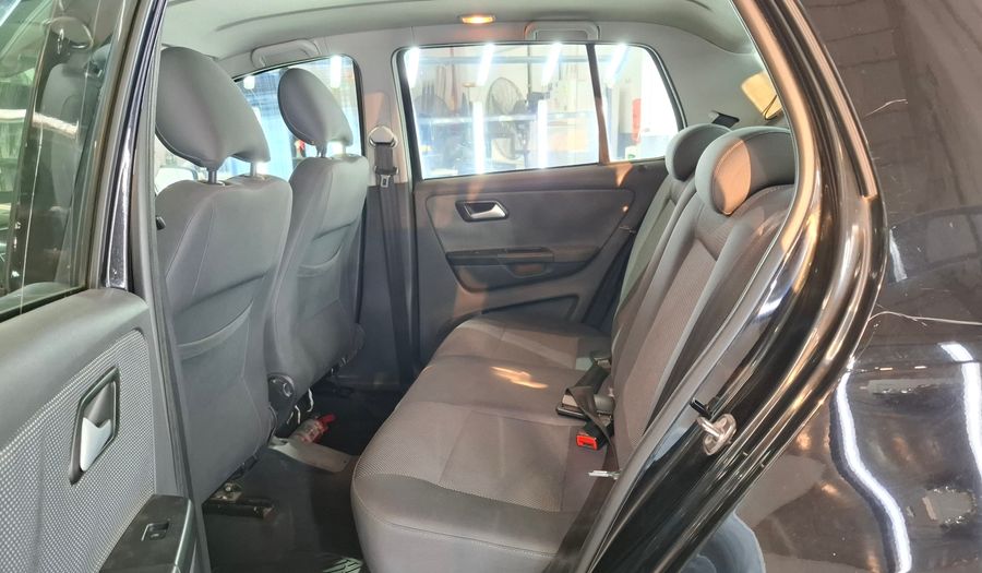Volkswagen Fox 1.6 TRENDLINE Hatchback 2012