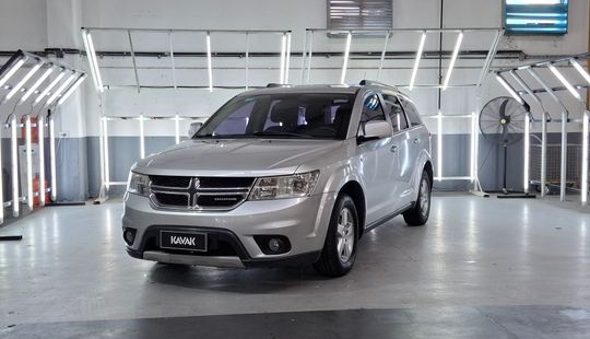Dodge • Journey