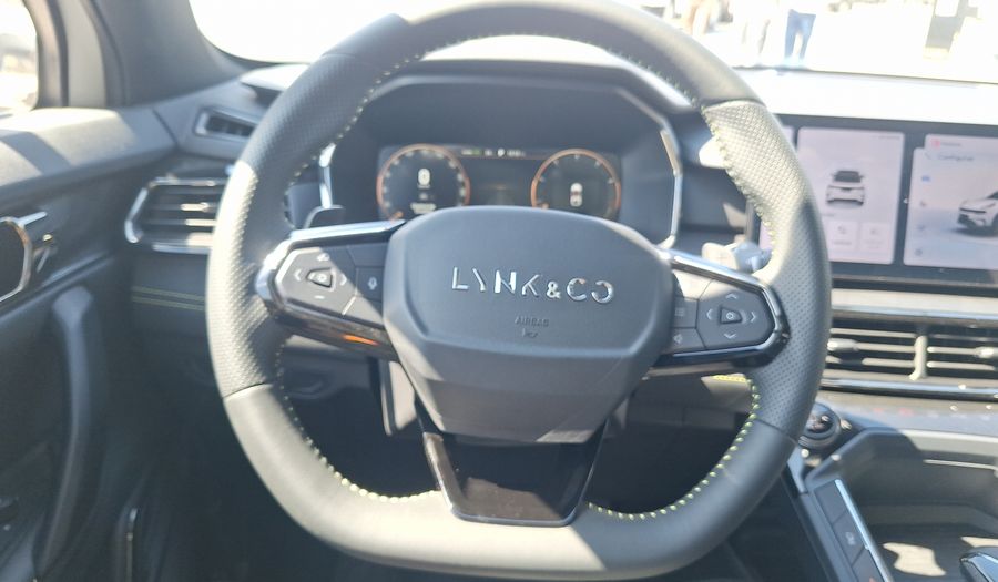 Lync & Co 6 1.5T HYPER PRO DCT Suv 2026