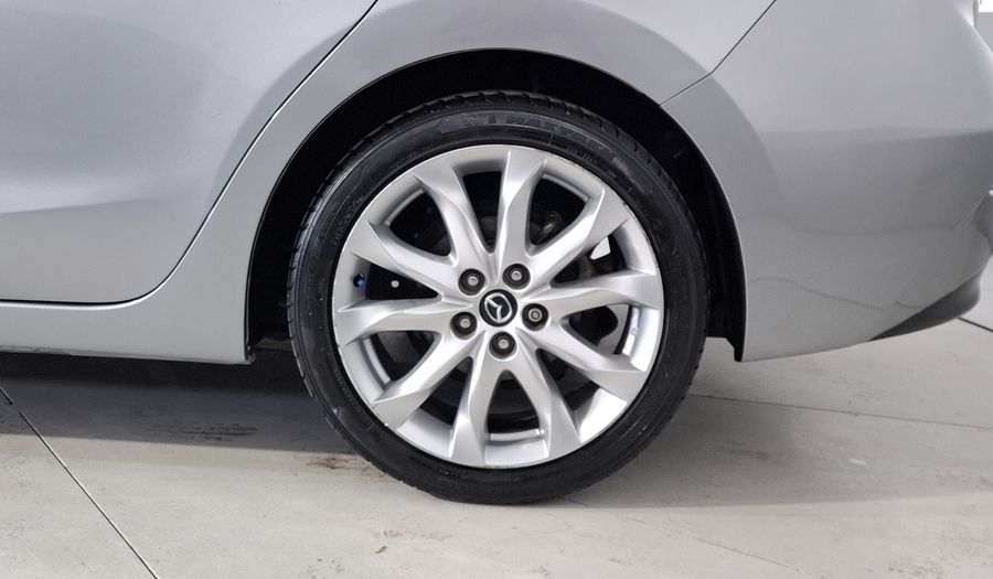 Mazda 3 2.5 SEDÁN S TA Sedan 2016