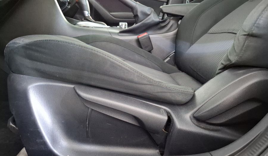 Mazda 3 2.5 SEDÁN S TA Sedan 2016