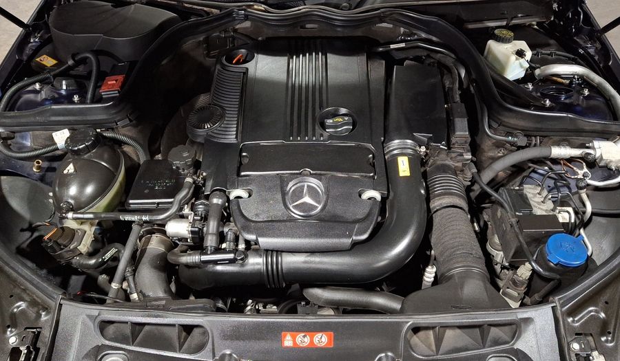 Mercedes Benz Clase C 1.8 200 EXCLUSIVE AT Sedan 2014