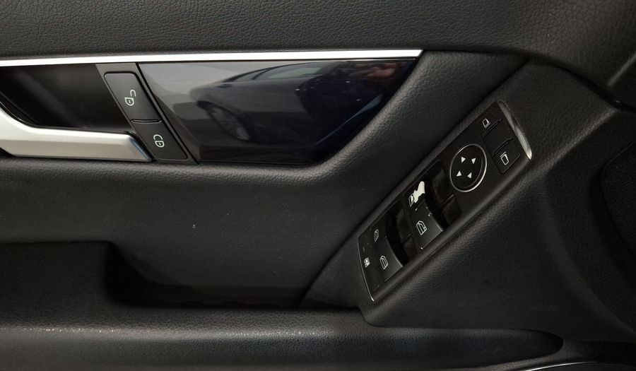 Mercedes Benz Clase C 1.8 200 EXCLUSIVE AT Sedan 2014