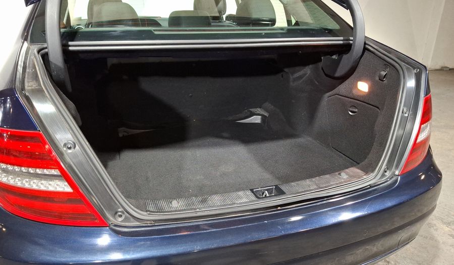 Mercedes Benz Clase C 1.8 200 EXCLUSIVE AT Sedan 2014