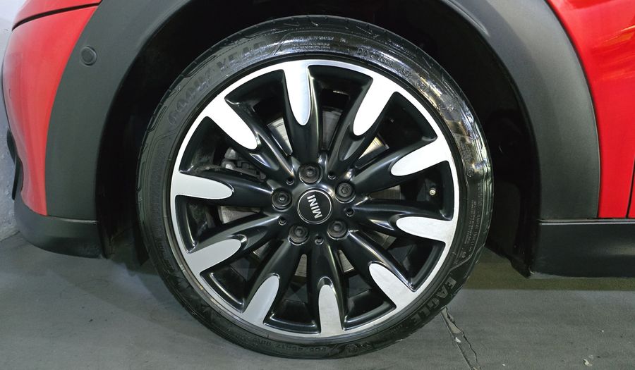 Mini Cooper S 2.0 COOPER CLASSIC DCT Hatchback 2022