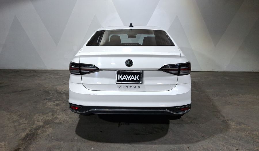 Volkswagen Virtus 1.6 COMFORTLINE AUTO Sedan 2023