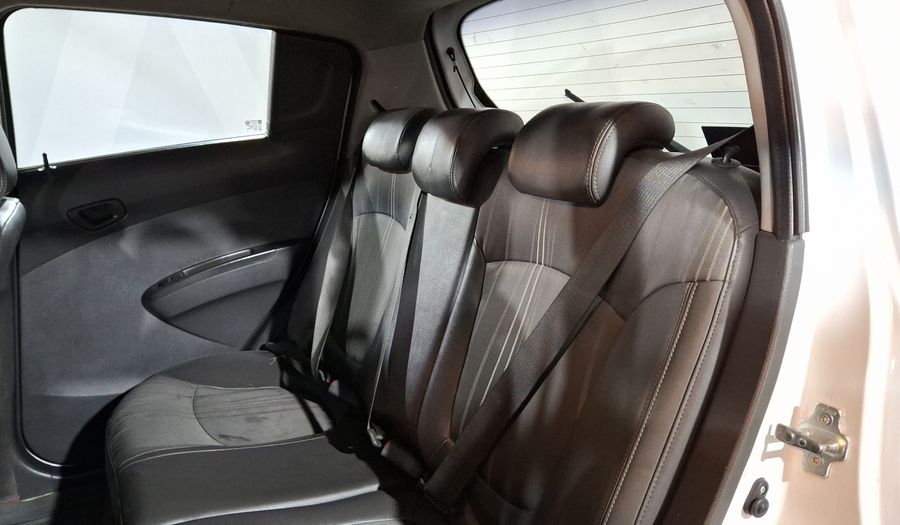 Chevrolet Spark 1.2 LTZ C MT Hatchback 2014