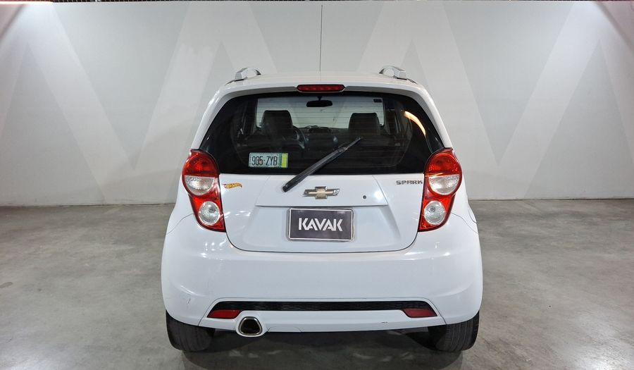 Chevrolet Spark 1.2 LTZ C MT Hatchback 2014