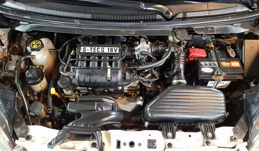 Chevrolet Spark 1.2 LTZ C MT Hatchback 2014