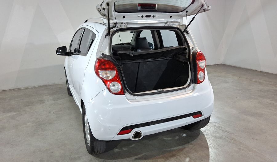 Chevrolet Spark 1.2 LTZ C MT Hatchback 2014