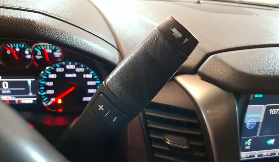 Chevrolet Suburban 5.3 D LTZ AT 4WD Suv 2015