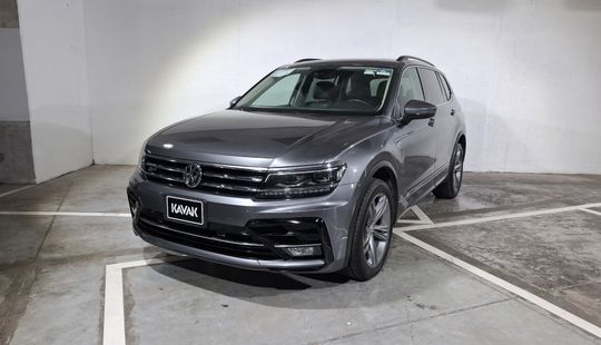 Volkswagen • Tiguan