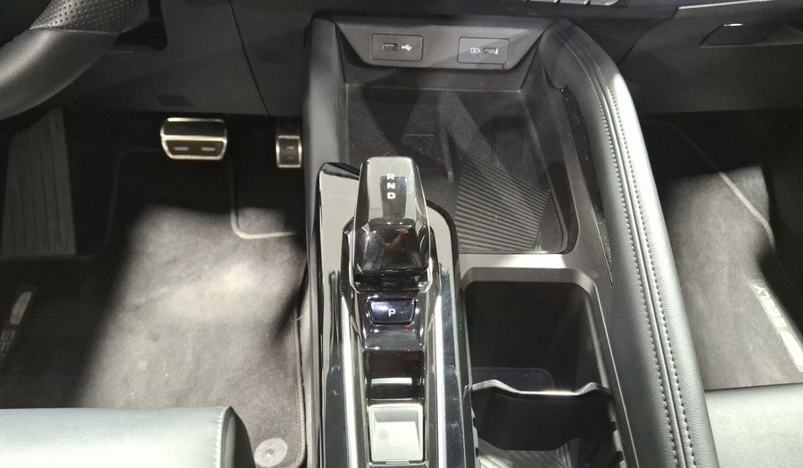 Geely Coolray 1.5 GF PACK DCT Suv 2024