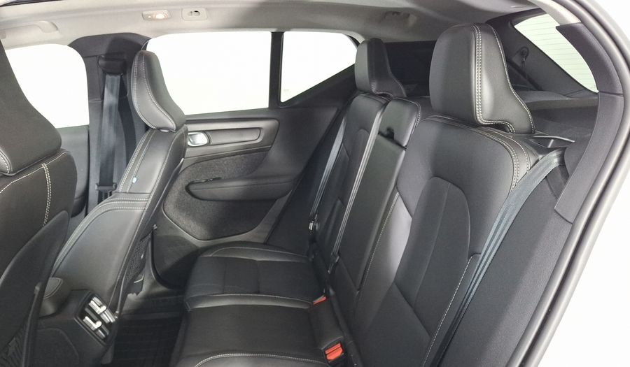 Volvo Xc40 2.0 B4 MHEV ULTIMATE AUTO Suv 2024
