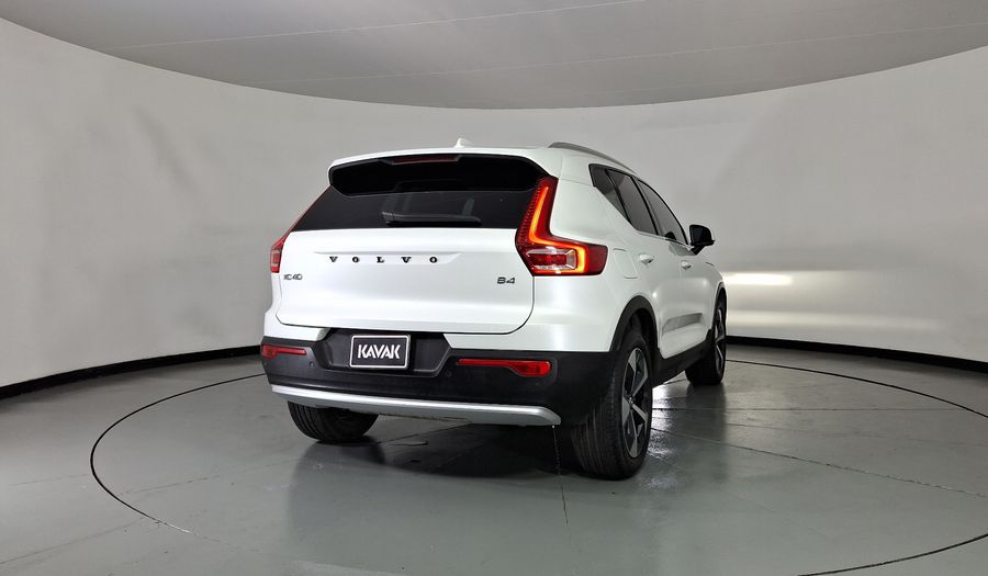 Volvo Xc40 2.0 B4 MHEV ULTIMATE AUTO Suv 2024