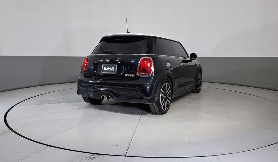 Mini Cooper S 2.0 COOPER CLASSIC DCT Hatchback 2023