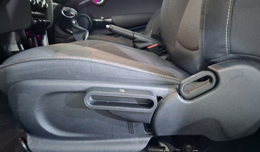 Mini Cooper 1.5 COOPER CHILI AUTO Hatchback 2018