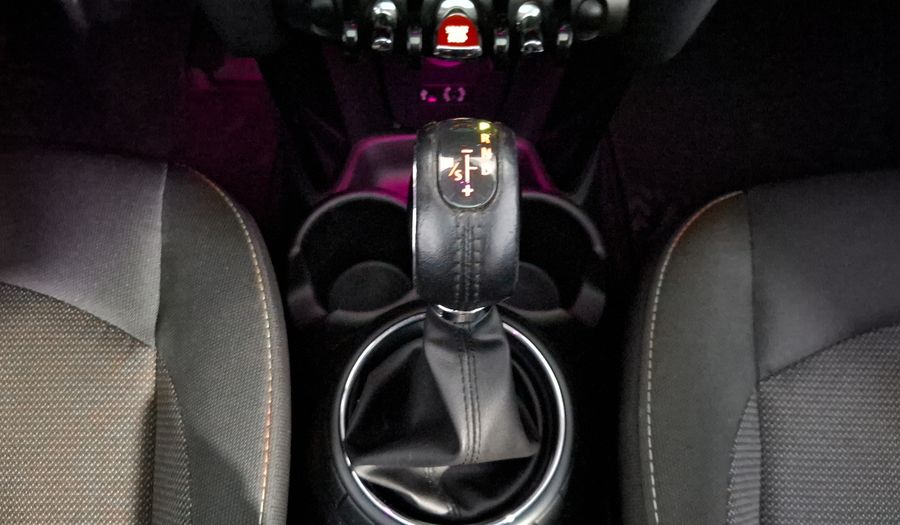 Mini Cooper 1.5 COOPER CHILI AUTO Hatchback 2018