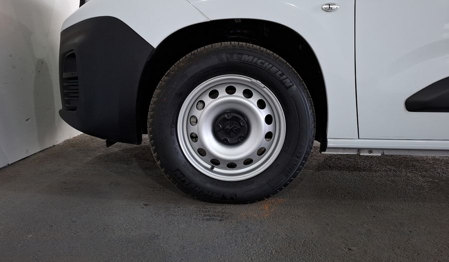 Peugeot Partner BEV 50KWH MAXI PACK AUTO Van 2023