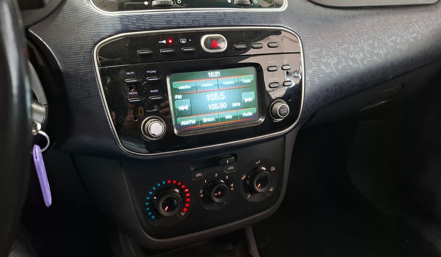 Fiat Punto 1.4 ATTRACTIVE 5P Hatchback 2015