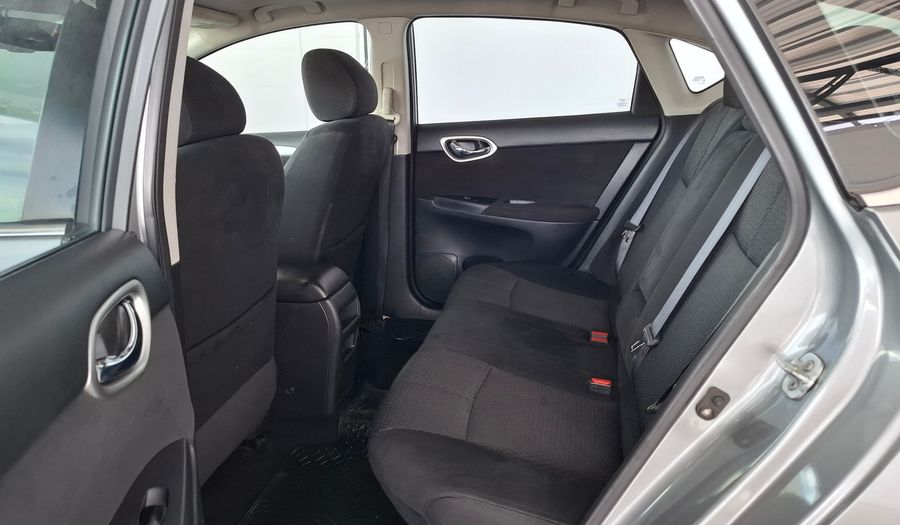 Nissan Sentra 1.8 SR AUTO Sedan 2015