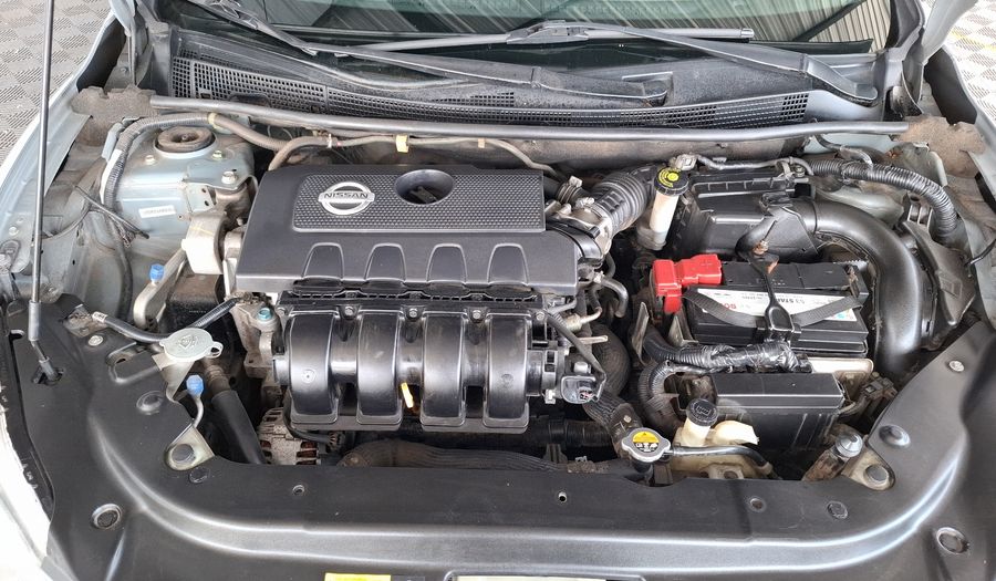 Nissan Sentra 1.8 SR AUTO Sedan 2015