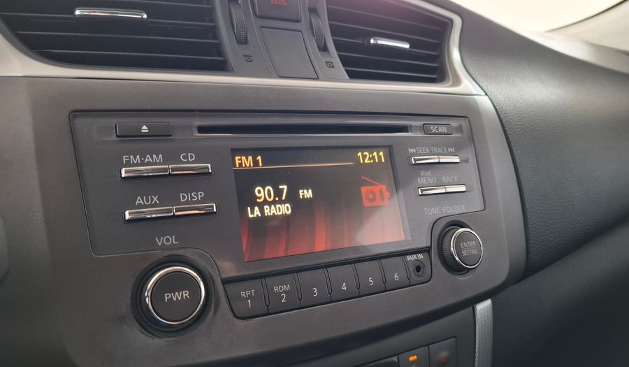 Nissan Sentra 1.8 SR AUTO Sedan 2015