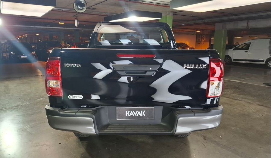 Toyota Hilux 2.4 TDI DX C/D Pickup 2025