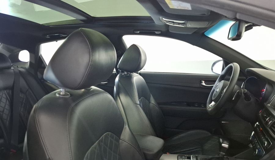 Kia Optima 2.0 TURBO GDI SXL AT Sedan 2017