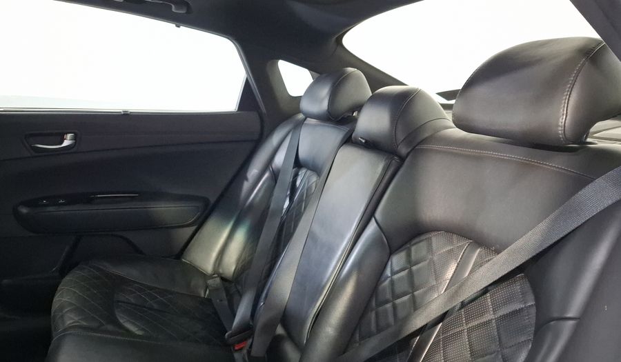 Kia Optima 2.0 TURBO GDI SXL AT Sedan 2017