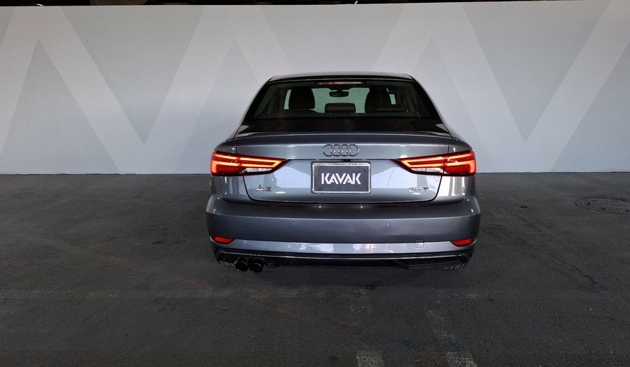 Audi A3 2.0 SELECT DCT Sedan 2018