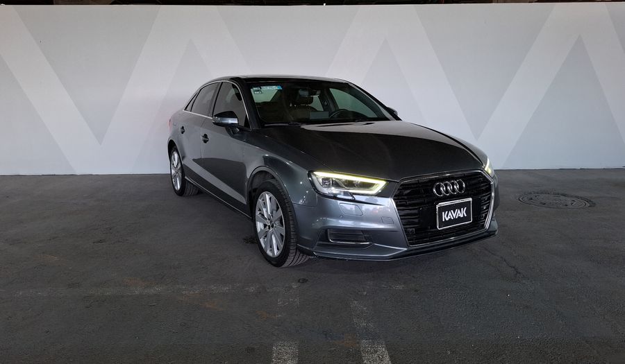 Audi A3 2.0 SELECT DCT Sedan 2018